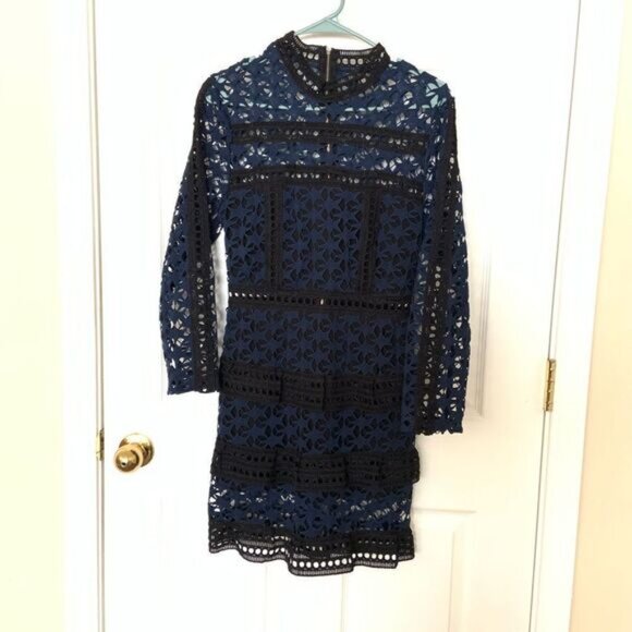 Few Moda Star Lace Mini Dress - Picture 4 of 11